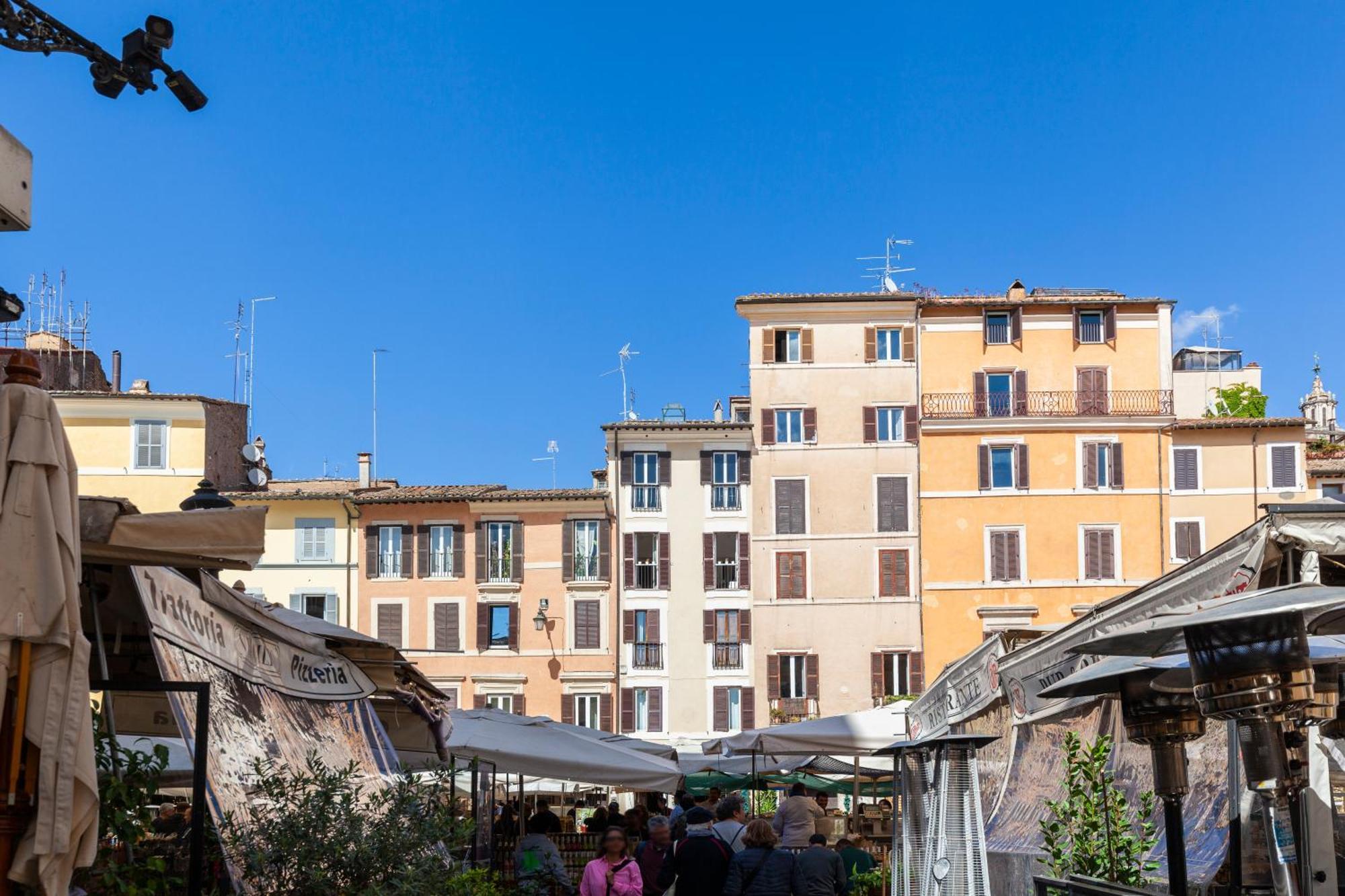 Campo Dei Fiori Holiday Home Рим Экстерьер фото
