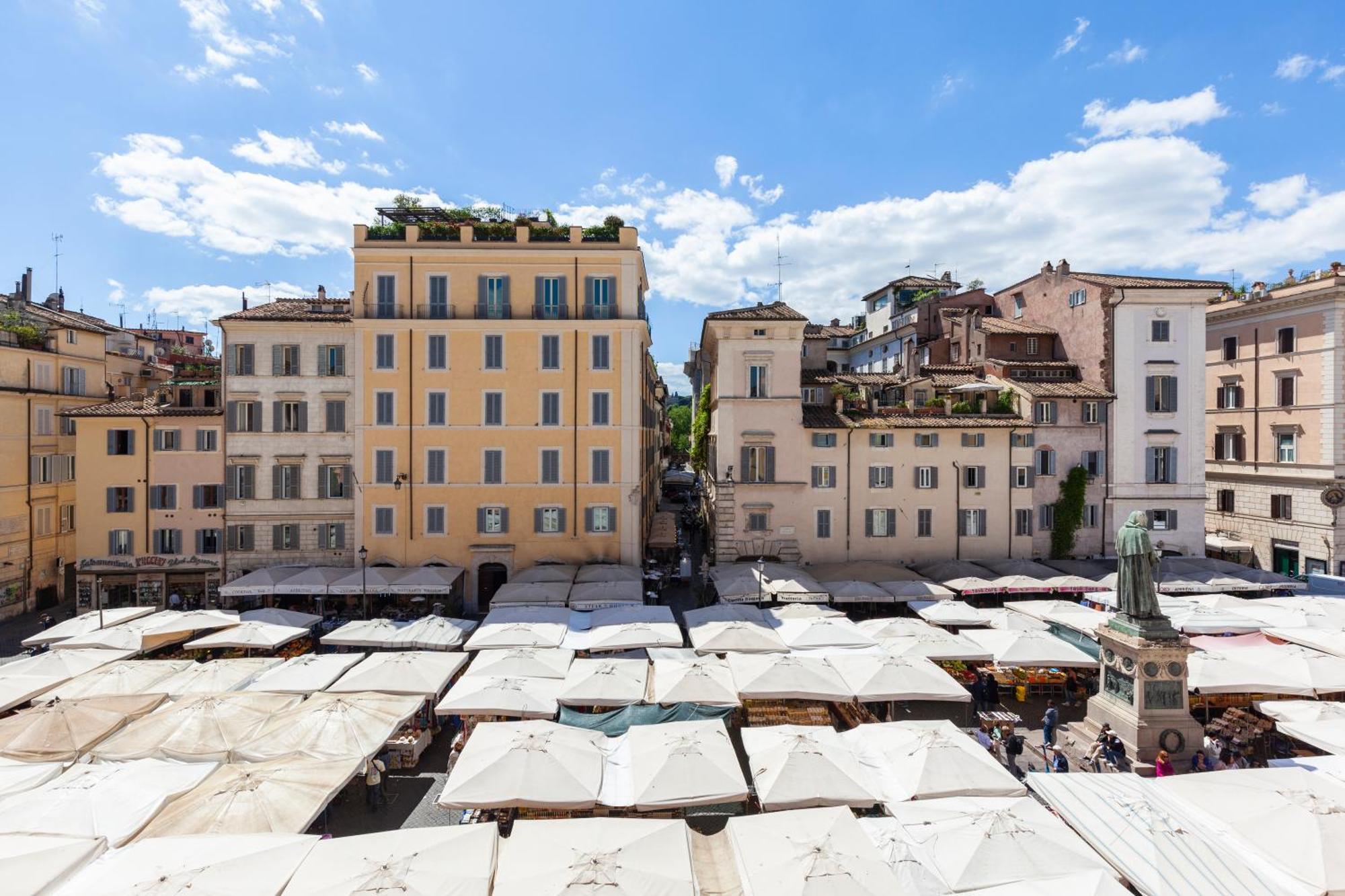 Campo Dei Fiori Holiday Home Рим Экстерьер фото